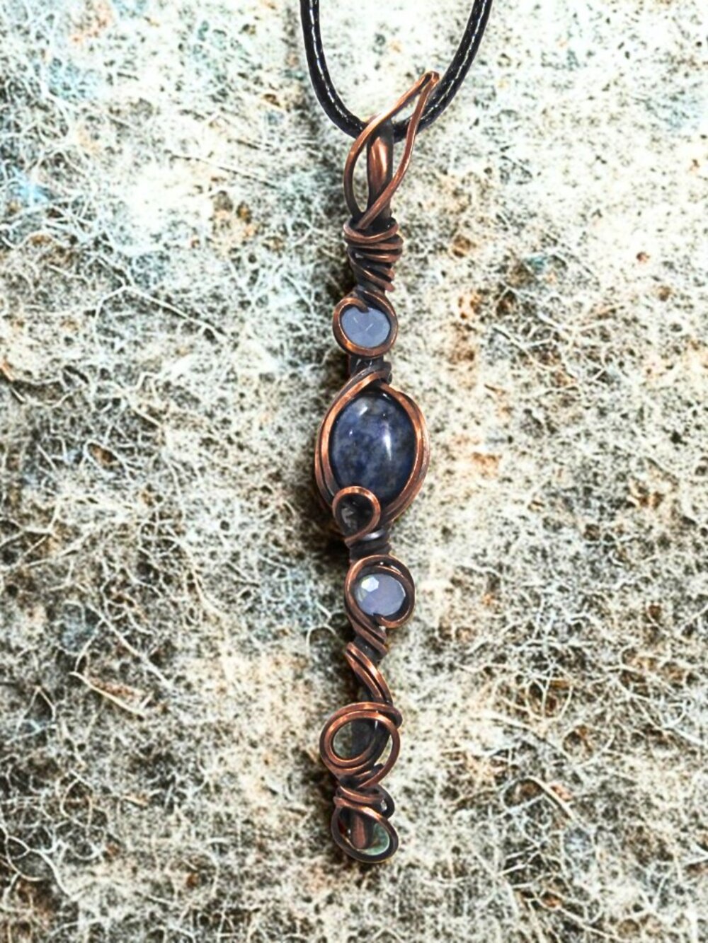 Handmade Wire Wrapped Sodalite-Bead Necklace. Copper wire wrapped oxidized/waxed - Picture 6 of 7